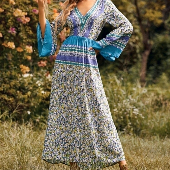 WESTERN/ GYPSY PAISLEY MAXI DRESS - Picture 2 of 12